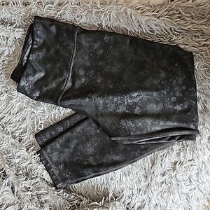 Athleta Salutation Stash Pocket Gravel Tight Leggings Size Medium Petite